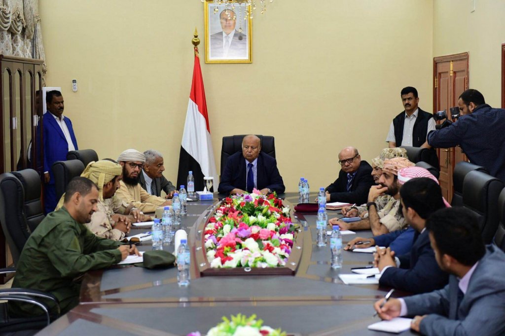 إجتماع سابق لحكومة هادي مع المجلس الإنتقالي