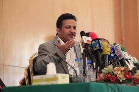 وزارة الخارجية في صنعاء توجه رسالة لـ “حكومة الرئيس هادي” وتسخر من برلمان الشرعية بهذه الطريقة
