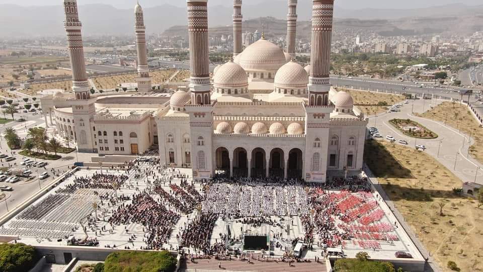 صنعاء .. ترتيبات حوثية لإقامة أكبر عرس جماعي في التاريخ ل” 6000 عريس وعروس”